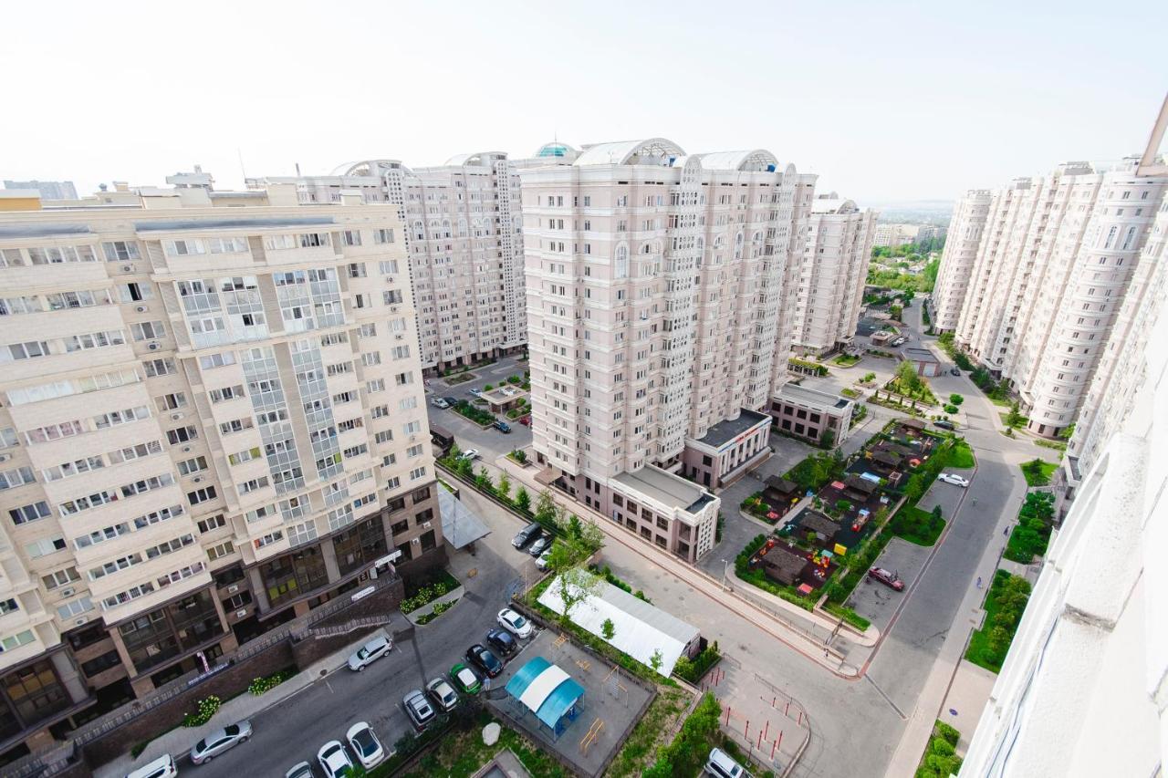 Razmestim В Жк Шахристан На 15 Этаже Alma-Ata Exteriör bild